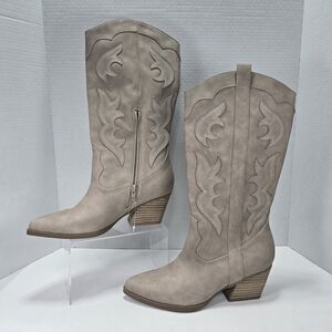 DV by Dolce Vita Karda Taupe Block Heeled Western Cowgirl Cowboy Boots Size 9